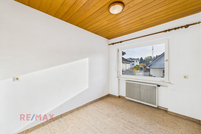 Bungalow in sonniger Lage mit einem großzügigen Grundstück