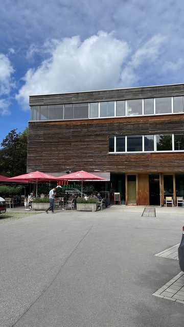 Bürofläche im Erdgeschoss, Impulszentrum BREGENZERWALD | Gastronomie, Parkplätze, Seminarraum & Foyer vorhanden