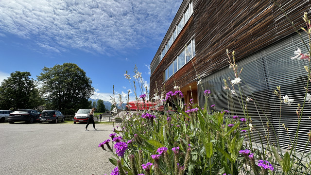 Bürofläche im Erdgeschoss, Impulszentrum BREGENZERWALD | Gastronomie, Parkplätze, Seminarraum & Foyer vorhanden