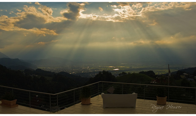 Ihr perfektes Feriendomizil zur Eigennutzung mit Alpenblick und Wellnessbereich in der D-A-CH Region!