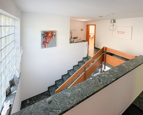 Schönes gepflegtes Haus mit Einliegerwohnung