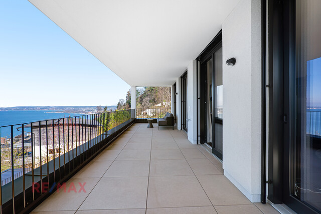 Fantastisches Panorama trifft Design: Luxuriöser Hauptwohnsitz