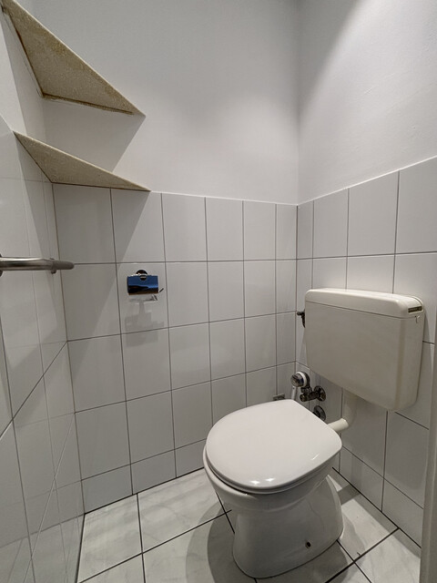 "ohne Provision" geräumige 2,5 Zimmer Wohnung mit Balkon