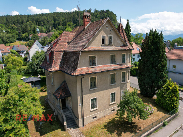 "CASTELLO" träumt von neuem Hausherr/in