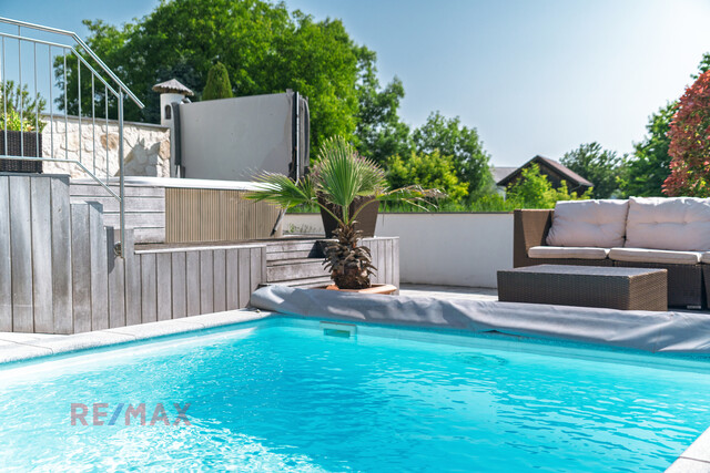 Exklusive Wohlfühloase – Elegantes Haus mit Gartenidylle