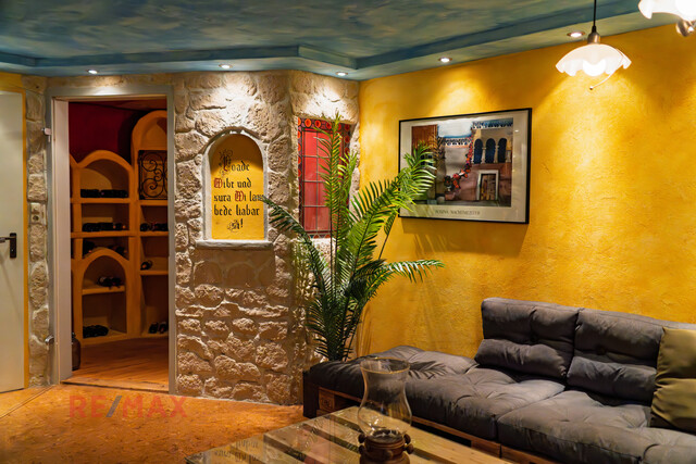 Exklusive Wohlfühloase – Elegantes Haus mit Gartenidylle