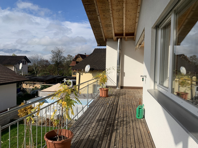 Traumhafte Dachgeschosswohnung mit Garten, 2 Stellplätzen, Balkon & Terrasse!