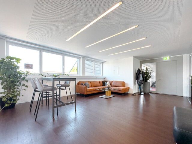 Attraktives Wohn- und Geschäftshaus in frequentierter Lage von Hard