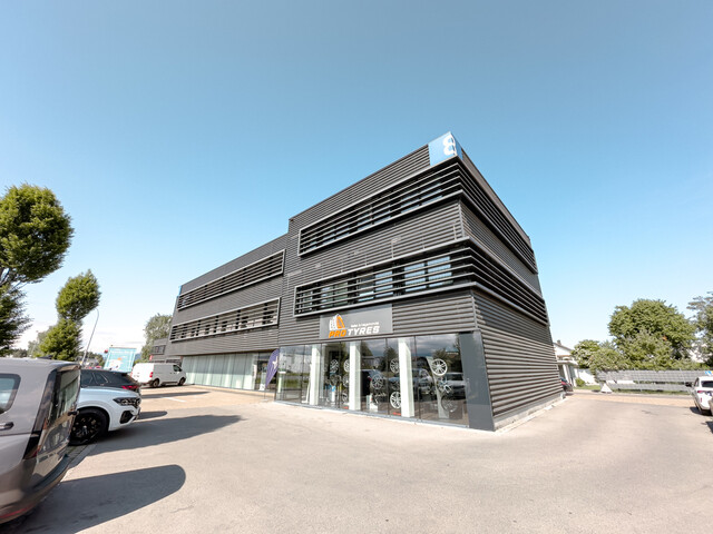 Attraktives Wohn- und Geschäftshaus in frequentierter Lage von Hard