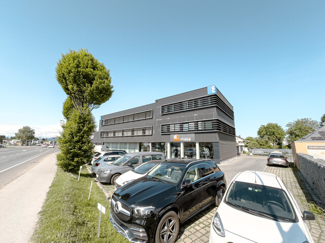 Attraktives Wohn- und Geschäftshaus in frequentierter Lage von Hard