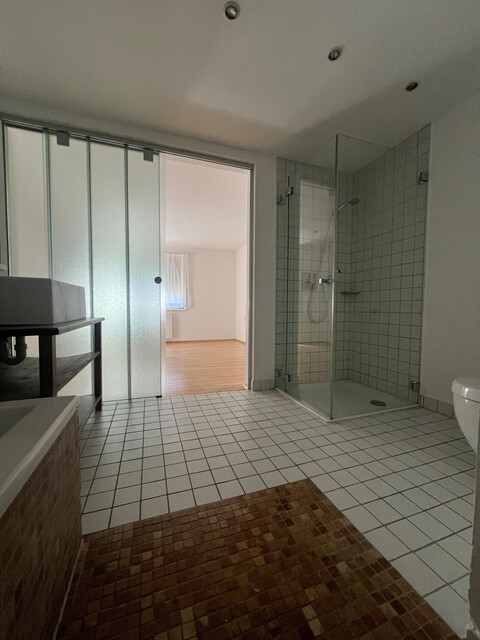 4-Zimmer-Wohnung nah dem Zentrum und dennoch ruhig gelegen