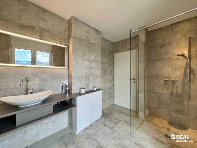 Tolle Penthouse über den Dächern von Koblach – Luxus pur mit 188 m² Panorama-Terrasse!