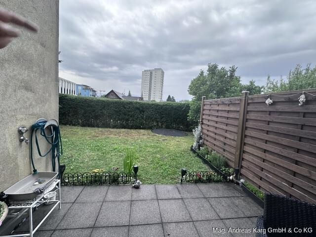 2-ZIMMER-GARTENWOHNUNG MIT TIEFGARAGENPLATZ