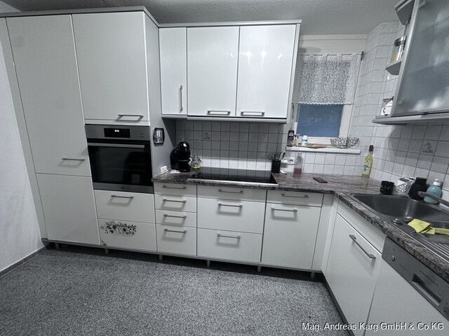 2-ZIMMER-GARTENWOHNUNG MIT TIEFGARAGENPLATZ