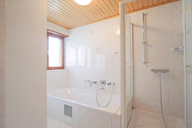 Naturidyll mit Weitblick in Frastanz: EFH auf 2.170 m² Grund, flexible Nutzung, Studio & Großgarage