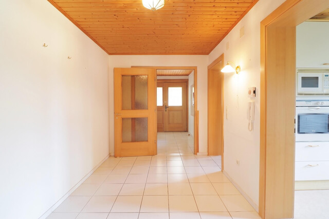 Naturidyll mit Weitblick in Frastanz: EFH auf 2.170 m² Grund, flexible Nutzung, Studio & Großgarage