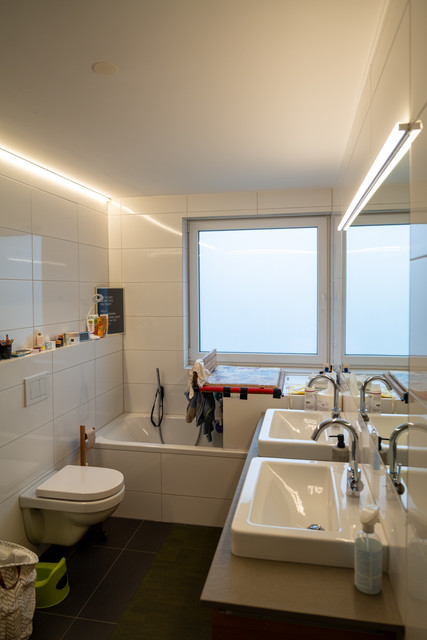 Gefühlt im Penthouse: Wunderschöne 4-Zimmer-Wohnung im Hatlerdorf mit Schwedenofen und bestem Ausblick (provisionsrei))