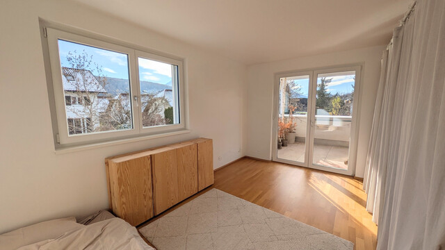 Sonnige Gartenwohnung mit Reihenhaus-Charakter (provisionsfrei)