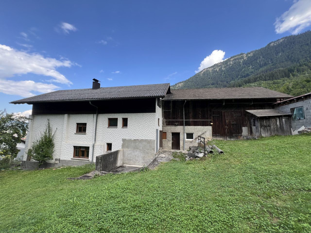 BAUERNHAUS MIT FANTASTISCHER AUSSICHT