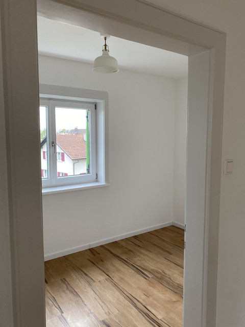 charmante Wohnung mit Balkon, Keller und Dachboden