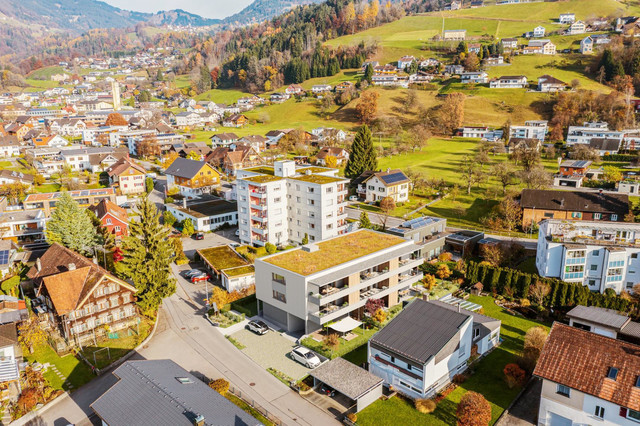 Gleich einziehen? Gerne! Perfekte 3 Zimmer im Dachgeschoss mit Ausblick!