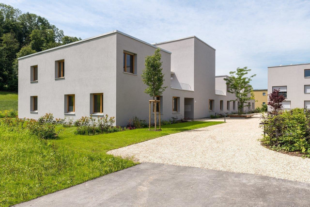 Mit dem Lift direkt in die Wohnung! Exklusive 2-Zimmer-Dachgeschoss-Wohnung in Feldkirch-Nofels "Bergäcker" bezugsfertig!