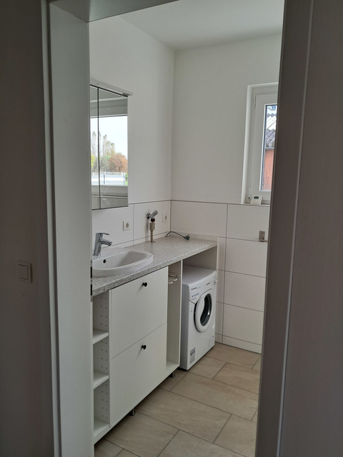 Neubau-Wohnung zur Miete: 1 Zimmer, Bad mit Dusche und Einbauküche