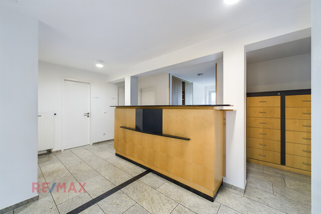 Ehemalige Arztpraxis in zentraler Lage – ideal auch als Bürofläche nutzbar