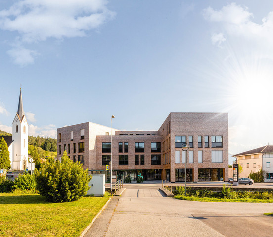 Tolle 2-Zimmer-Wohnung TOP 17 im Dachgeschoss in Weiler-Dorfmitte