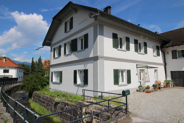 Generalsanierte große 3 Zimmer-Wohnung