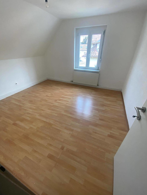 *ohne Provision* helle 3 Zimmer Wohnung in zentraler Lage