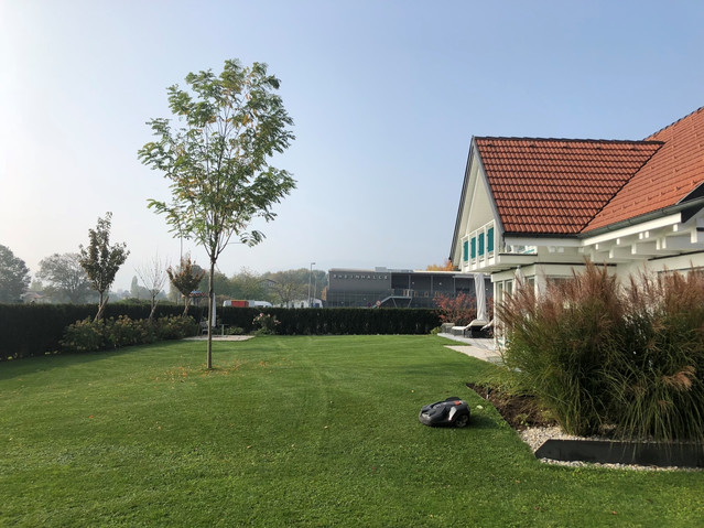 Exklusives Architekten-Einfamilienhaus in Holzständerbauweise mit großem Garten