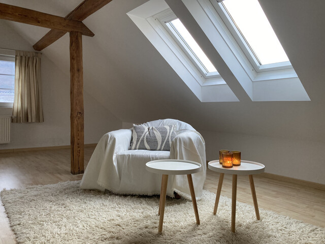 Loftartige Dachgeschoss-Wohnung in naturnaher Lage!
