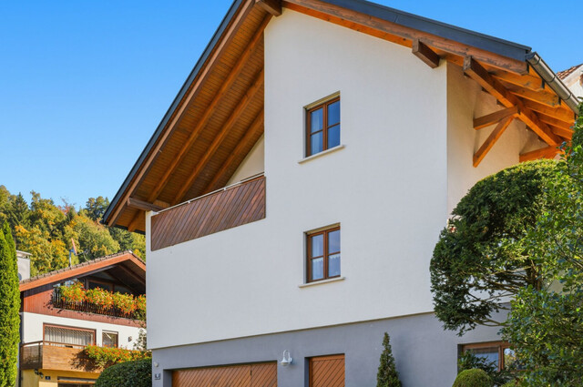 Bodenseeblick: Großes Einfamilienhaus inkl. Einliegerwohnung