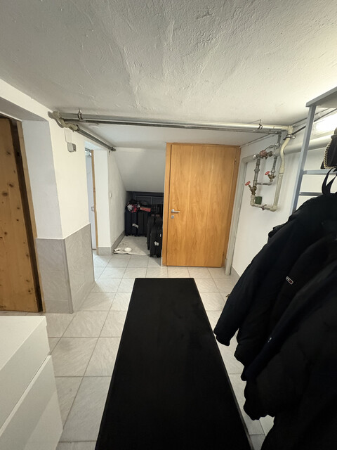 Gepflegte Doppelhaushälfte mit großem Garten in ruhiger Lage