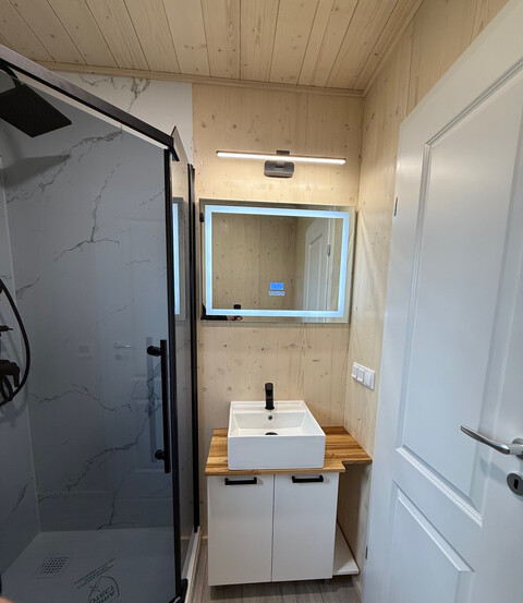 Neubau Einfamilienhaus mit Terrasse, Garten, Parkplatz  &  Extras in Toplage!