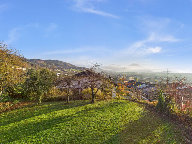 Grundstück in beliebter Hanglage in Klaus mit Altbestand