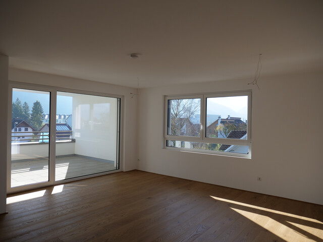 NEUBAU: 4-Zi-Wohnung im Dachgeschoss