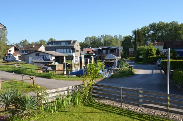 "Willkommen in Ihrem zukünftigen Ferienparadies! 
Ferienhaus -"In der Schanz"( superädifikat ) wird hier zum Kauf angeboten!