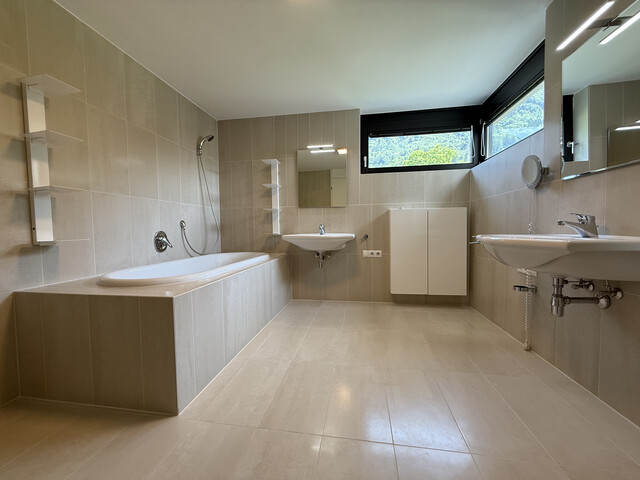 Hochwertiges Architektenhaus in traumhafter Aussichtslage in Tisis