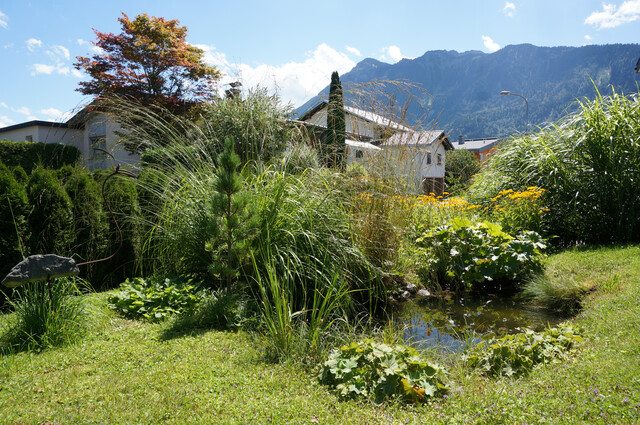 gepflegtes Einfamilienhaus mit großem Garten
