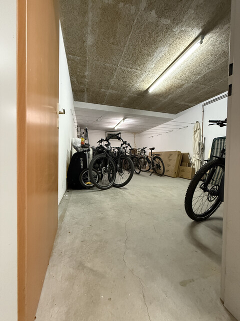 Schöne 2 Zimmer Erdgeschoss Whg  +  20m² Wintergarten 