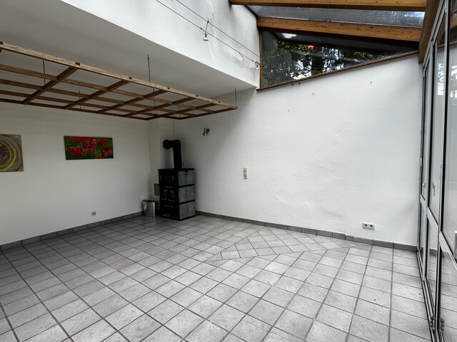 Traditionsreiches Wohnhaus mit großzügigem Grundstück in Rankweil