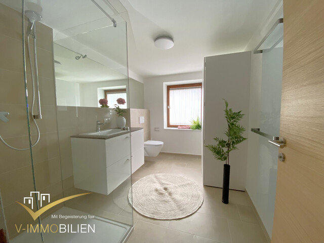 Moderne 2 Zimmer Wohnung mit Gemeinschaftsgarten und KFZ-Stellplatz
