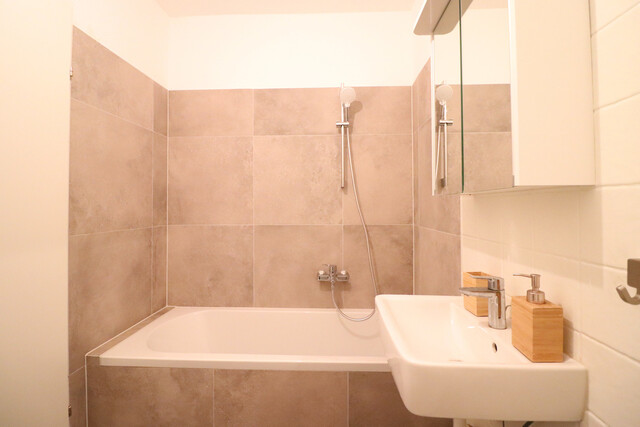 Sanierte 3-Zimmerwohnung in ruhiger Wohnanlage Nähe Waldbad (Gisingen)! PROVISIONSFREI!