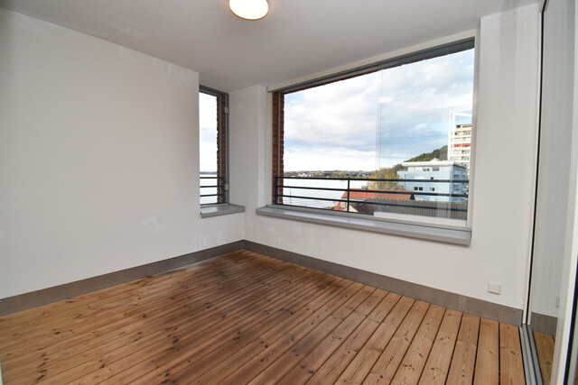 Wohnen in erster Reihe – moderne 2-Zimmer-Wohnung mit Bodenseeblick