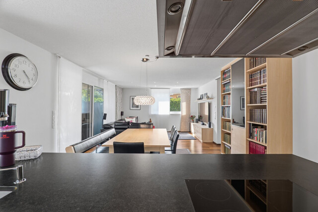 Lustenau: 136m² Wohnfläche und 240m² Terrassen- und Gartenfläche – hochwertig ausgestattete 4-Zimmer-Wohnung mit 2 Tiefgaragenplätzen