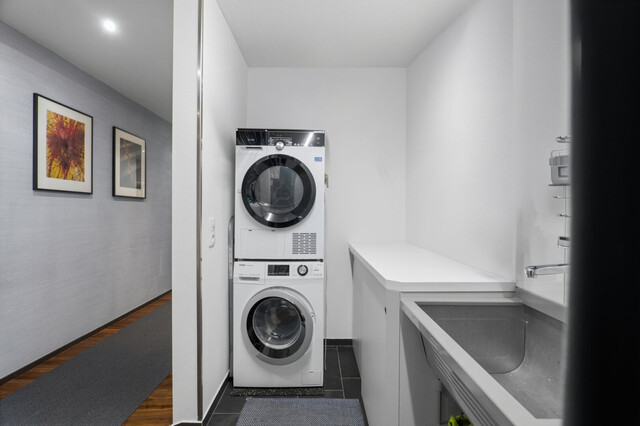 Lustenau: 136m² Wohnfläche und 240m² Terrassen- und Gartenfläche – hochwertig ausgestattete 4-Zimmer-Wohnung mit 2 Tiefgaragenplätzen