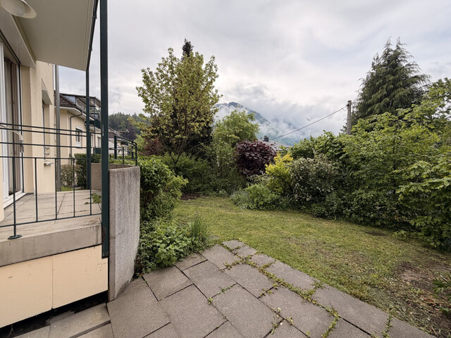 Gepflegte 3-Zimmer-Gartenwohnung mit Südwestausrichtung, Garage und großem Kellerabteil in Feldkirch-Tisis