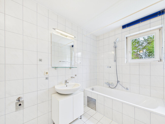 Gepflegte 3-Zimmer-Gartenwohnung mit Südwestausrichtung, Garage und großem Kellerabteil in Feldkirch-Tisis